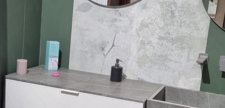 €1325 + iva Band Top e Lavabo