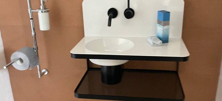€800.00+iva S/STEEL19 LAVABO C/STRUTT+RUBIN NERO OP tutto acciaio inox vetrificato